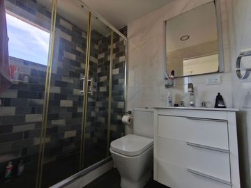 DEPARTAMENTO DUPLEX 3 AMB VENTA COCHERA AMENIT