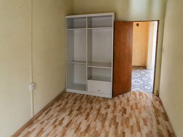 CASA DE 2 AMBIENTES ALQUILER MORENO PARQUE LAVIN