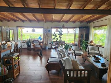 COMPLEJO DE  6 CABAÑAS Y 2 CASAS, ZONA SAN PEDRO