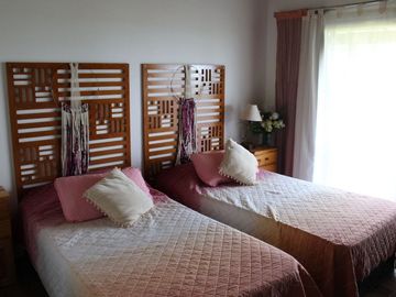 COMPLEJO DE  6 CABAÑAS Y 2 CASAS, ZONA SAN PEDRO