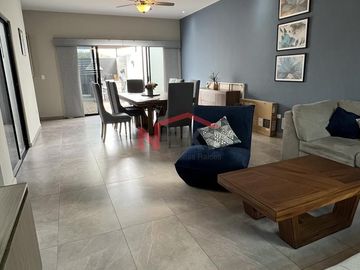 Casa en Venta, Fracc Rincón de Alcántara