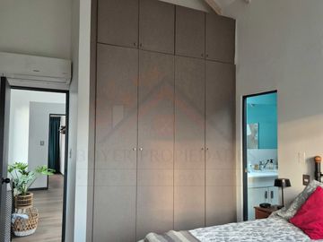 Casa en arriendo  en LAS CONDES