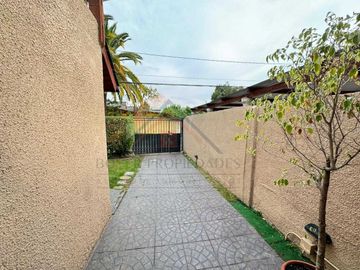 Casa en arriendo  en LAS CONDES
