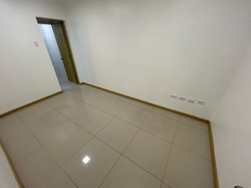 Oficina en arriendo  en CHILLÁN