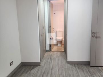 VENDO HERMOSO DEPTO. DE 2d Y 2b ESTILO MARIPOSA EN UF5.500 BARRIO RESIDENCIAL DE ÑUÑOA