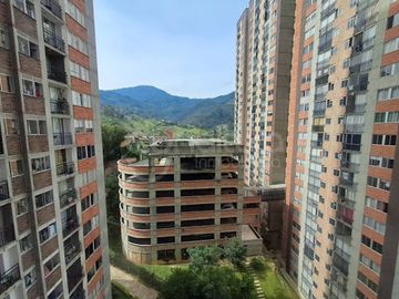 ARRIENDO de APARTAMENTO en SABANETA
