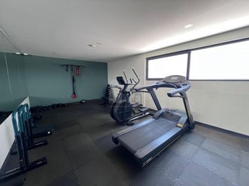 Amplio departamento en renta de nivel ejecutivo. Seguridad y gran ubicación! Conócelo