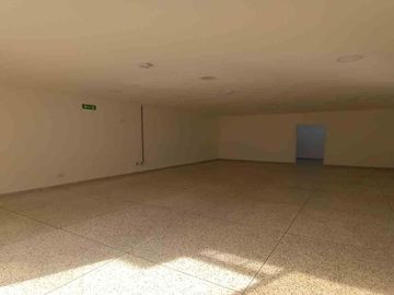 LOCAL EN ARRIENDO EN AV SANTANDER/MANIZALES