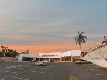 ¡LOCAL COMERCIAL EN RENTA! UBICACIÓN ESTRATÉGICA EN LAS PALMAS, CUERNAVACA