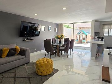 VIVE EN UNA DE LAS MEJORES ZONAS DE LA CDMX! CASA EN VENTA EN SN JOSÉ INSURGENTE
