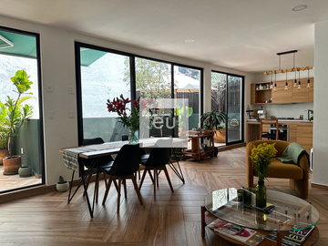 Penthouse en venta con terraza privada