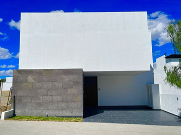 Casa en Venta al Norte de Aguascalientes