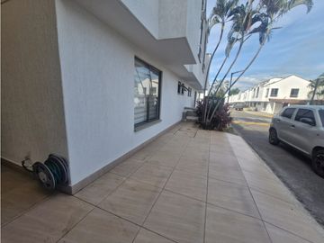 (MJ) CASA EN CONDOMINIO EN ALQUILER EN LA FLORA, NORTE DE CALI.