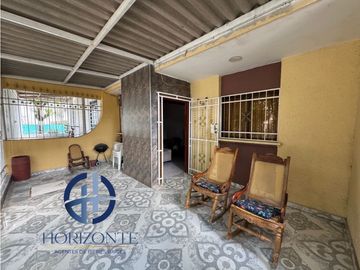 SE VENDE CASA EN LA URBANIZACIÓN EL CISNE VA PRINCIPAL