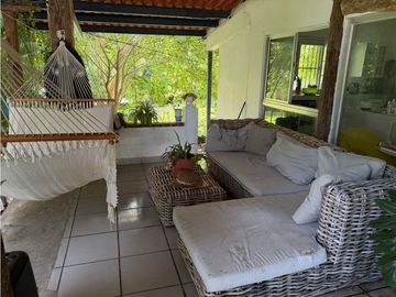CORONADO / 1500M / 5 HABITACION /1 CUADRA DE LA PLAYA / AMPLIO TERRENO