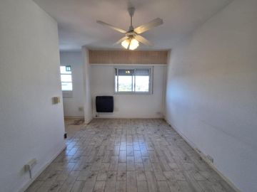 Venta 3 amb. Piso alto. Bajas expensas.BELGRANO