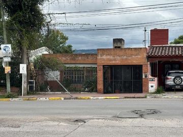 VENTA PROPIEDAD COMERCIAL 402m² SOBRE AV. ILIA