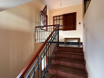 VENTA CASA 6 AMBIENTE ESQUINA 1195m2 BAJO LA VIÑA