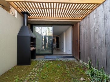 MONOAMBIENTE EN VENTA CON COCHERA EN ALBERDI