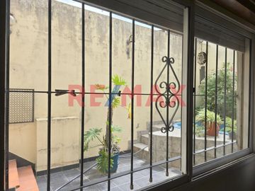 CASA 5 AMB VENTA AVELLANEDA PILETA QUINCHO TIPO PH