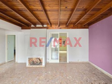CASA 5 AMB VENTA AVELLANEDA PILETA QUINCHO TIPO PH