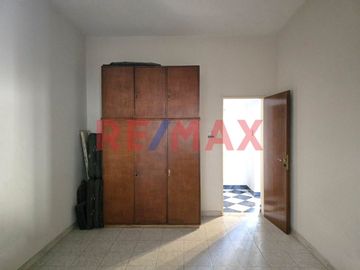 CASA 5 AMB VENTA AVELLANEDA PILETA QUINCHO TIPO PH