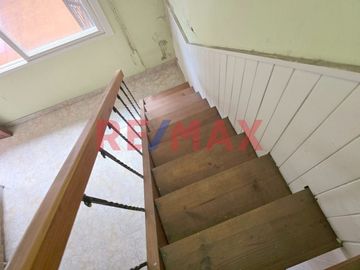 CASA 5 AMB VENTA AVELLANEDA PILETA QUINCHO TIPO PH