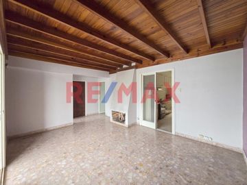 CASA 5 AMB VENTA AVELLANEDA PILETA QUINCHO TIPO PH