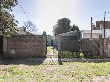 Casa en venta 8,66x32 mts 3 amb/ jardín a nueva!!!