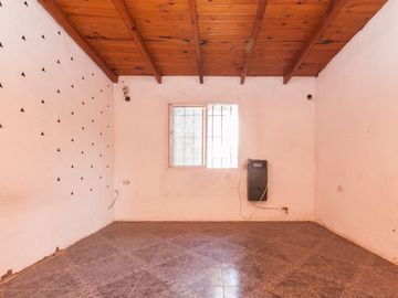 Casa en venta 8,66x32 mts 3 amb/ jardín a nueva!!!