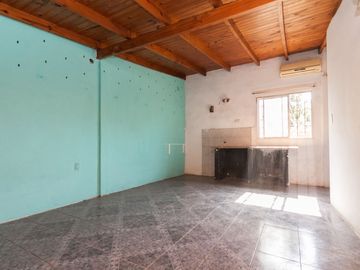 Casa en venta 8,66x32 mts 3 amb/ jardín a nueva!!!