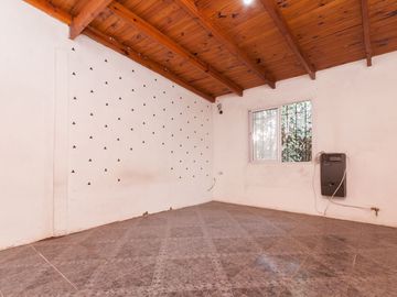 Casa en venta 8,66x32 mts 3 amb/ jardín a nueva!!!