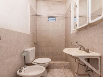 Casa en venta 8,66x32 mts 3 amb/ jardín a nueva!!!
