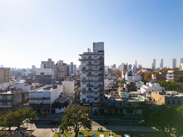 Edificio en venta zona Medicina - Echesortu
