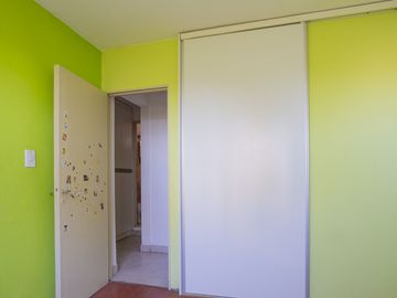 VENTA DEPARTAMENTO 2 DORMITORIOS, COCHERA, BALCON