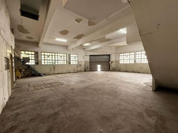 ALQUILER DEPÓSITO/TALLER 165m² EN ESQUINA- PALERMO