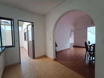 Venta en block – Dos viviendas independientes con entradas propias – Parque Chacabuco