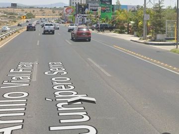 TERRENO CON EXCELENTE UBICACIÓN