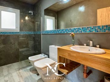 Casa en  venta en Costa Esmeralda con gas natural