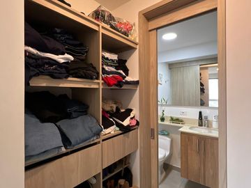 Apartamento en venta de 3 hab. en Calasanz, Medellín