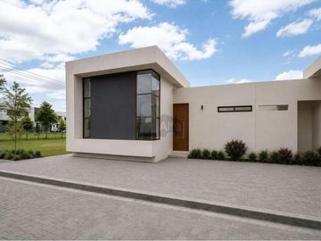 Casa en condominio en venta en Lázaro Cárdenas, Metepec, México