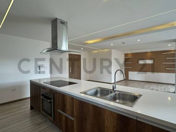 De Renta Moderno Departamento a una cuadra del parque La Carolina