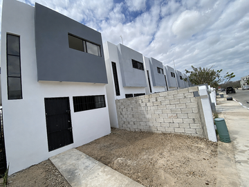CASA EN VENTA CAUCEL