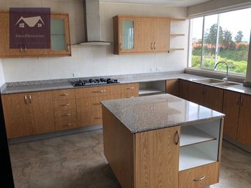Alquiler hermoso departamento 3 dormitorios, Urbanización de Lujo, Sector Rancho San Francisco
