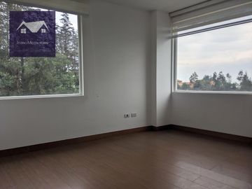 Alquiler hermoso departamento 3 dormitorios, Urbanización de Lujo, Sector Rancho San Francisco