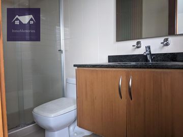 Alquiler hermoso departamento 3 dormitorios, Urbanización de Lujo, Sector Rancho San Francisco