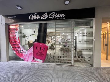 Amplio Local en venta en la mejor zona de Nuñez
