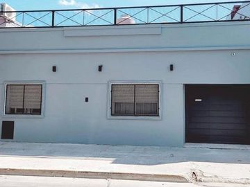 Excelente PH de 3 ambientes tipo casa refaccionado a nuevo | San Andrés | Villa Ballester