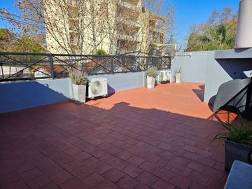 Excelente PH de 3 ambientes tipo casa refaccionado a nuevo | San Andrés | Villa Ballester
