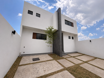 CASA EN VENTA EN VILLA MAGNA - $3.98 MDP